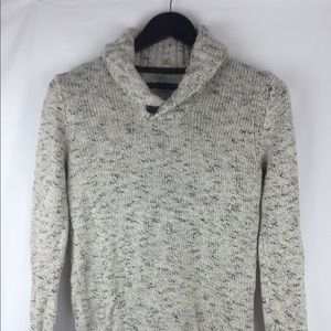 Boys urban pipeline sweater size M